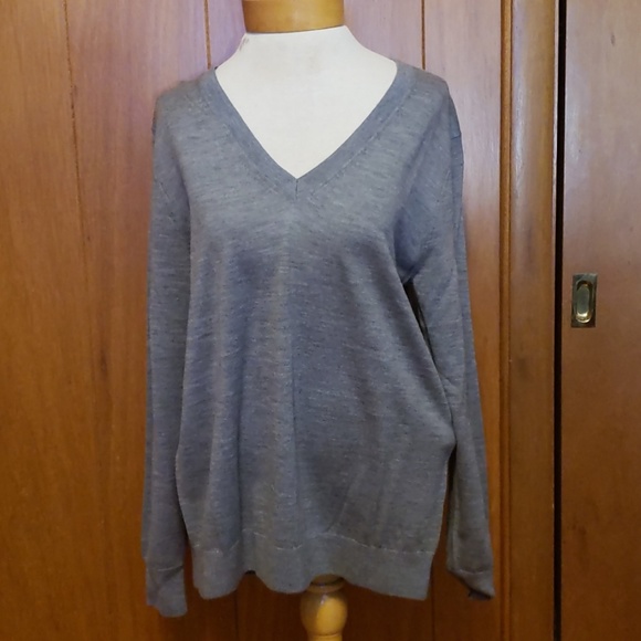 Banana Republic Sweaters - NWT Banana Republic Sweater, M